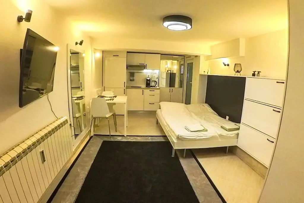 Studio With Courtyard Just Steps Away Vitosha Str Sofia 0*,